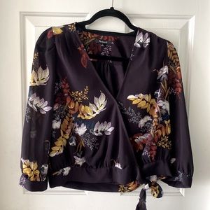 Madewell purple floral v-neck wrap blouse. Size small.